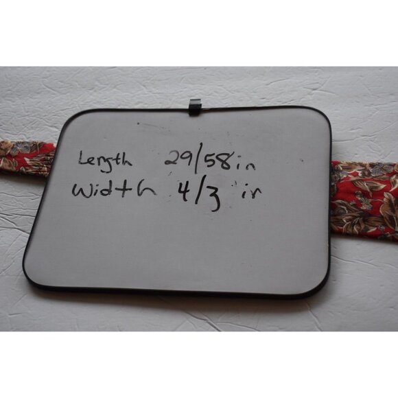 Men's Vintage Cambridge Classics Mervyns Red Hawaiian Print Silk  Neck Tie - Picture 3 of 3